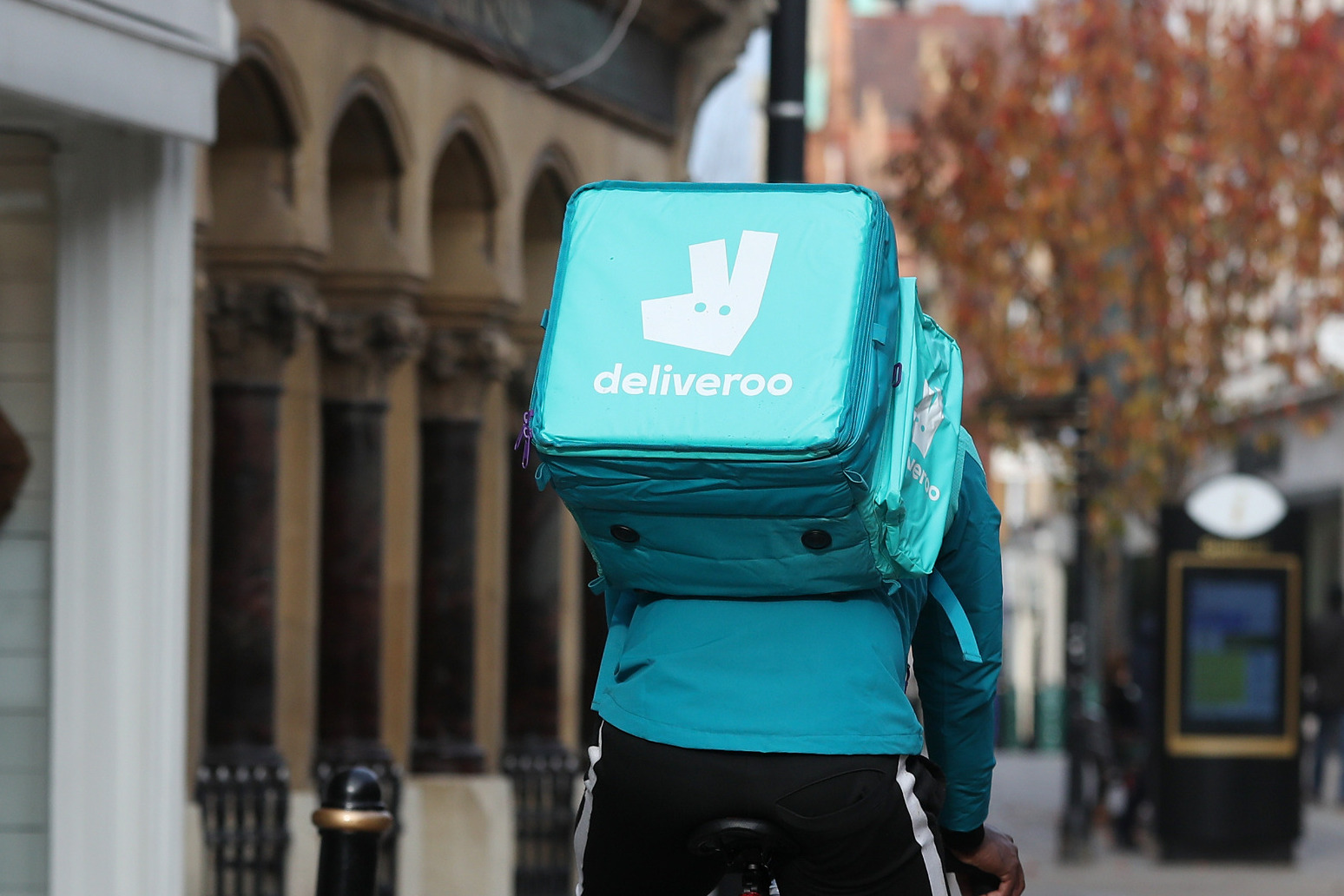 Deliveroo to axe 350 roles as tech job cull continues 