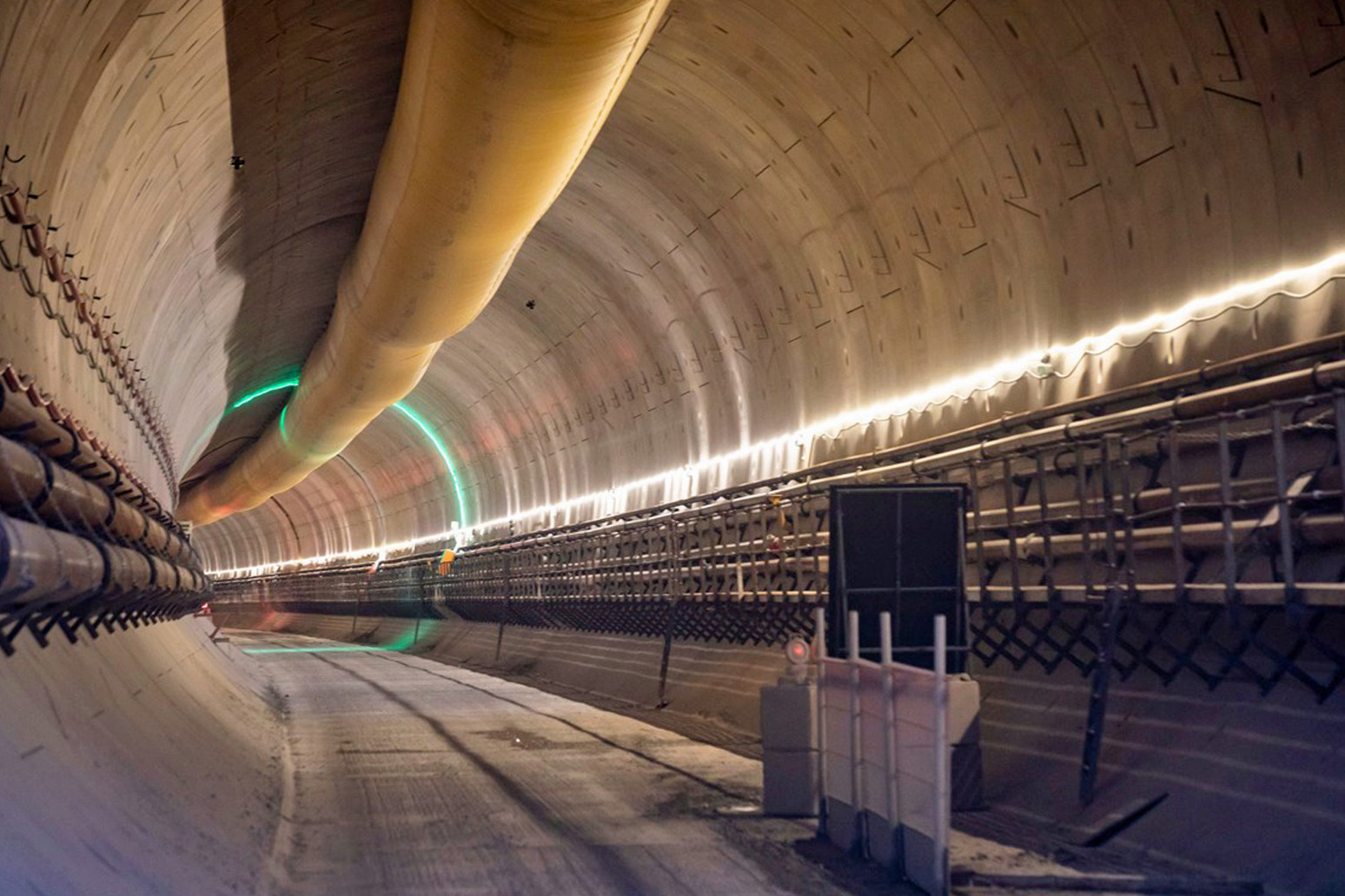 HS2’s longest tunnel reaches halfway point 