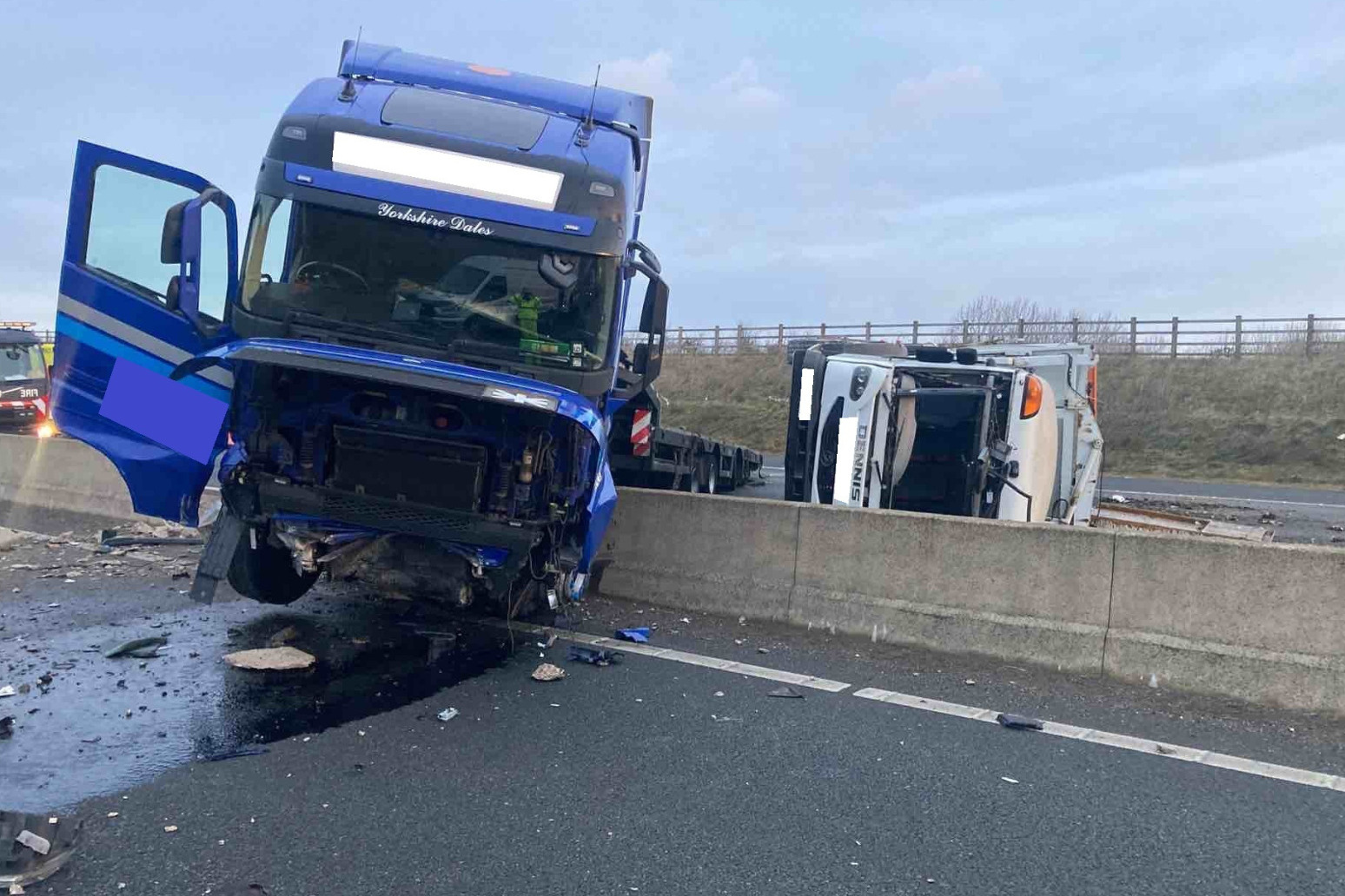 Lorry crash causes ‘protracted’ motorway closure 