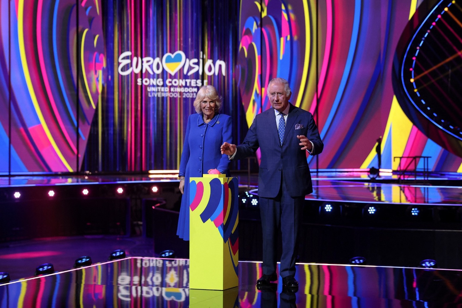 ‘No nul points’, Camilla jokes with UK’s Eurovision entry Mae Muller 