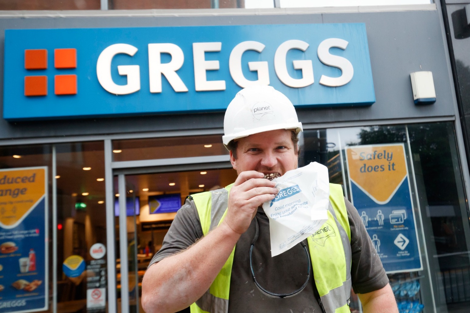 Greggs targets more shops in supermarkets and airports 