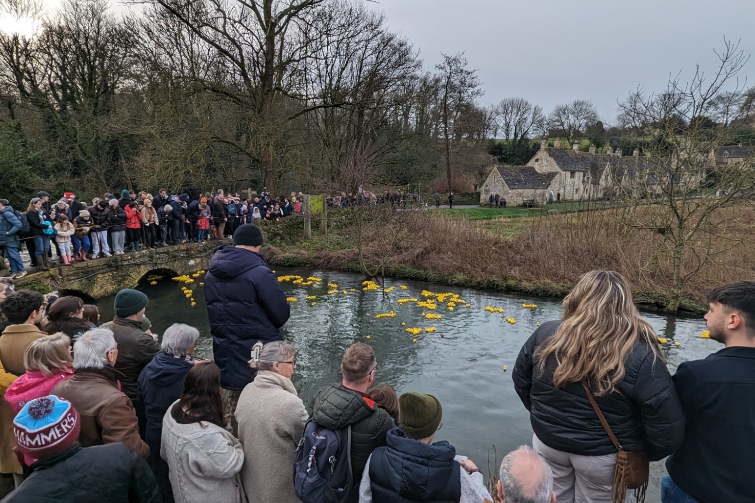 3,000 rubber ducks take to river in Cotswolds village for annual race 