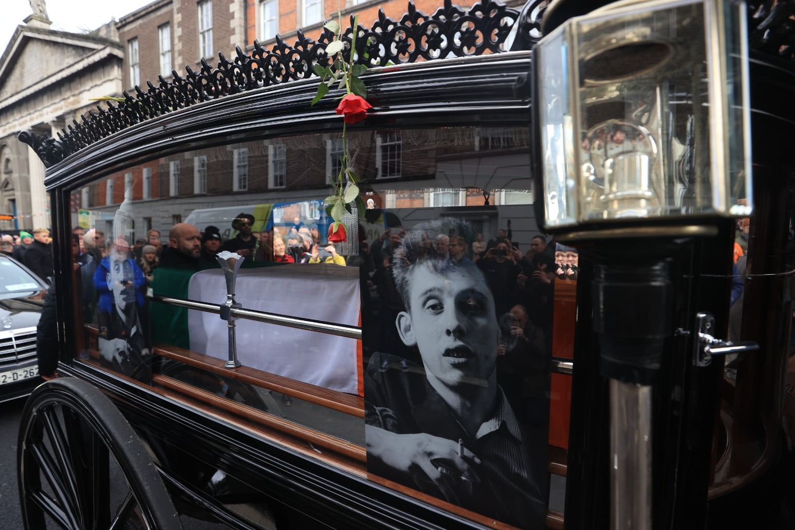 Mourners line streets of Dublin to say goodbye to Shane MacGowan 