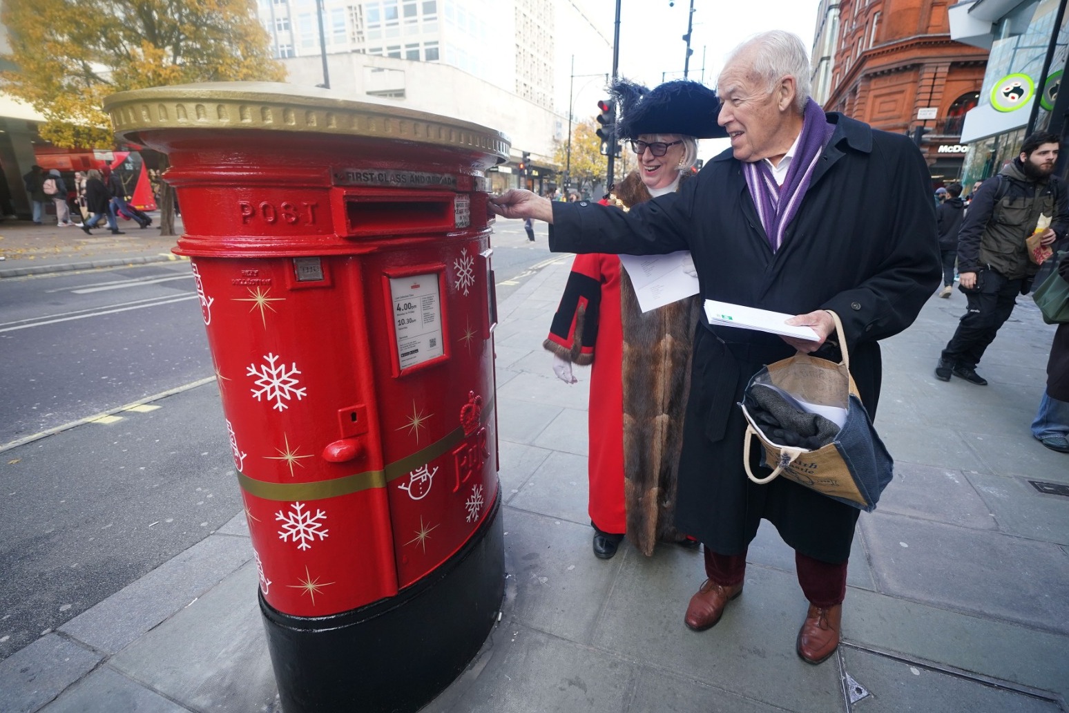Singing postboxes to bring festive cheer in run-up to Christmas 