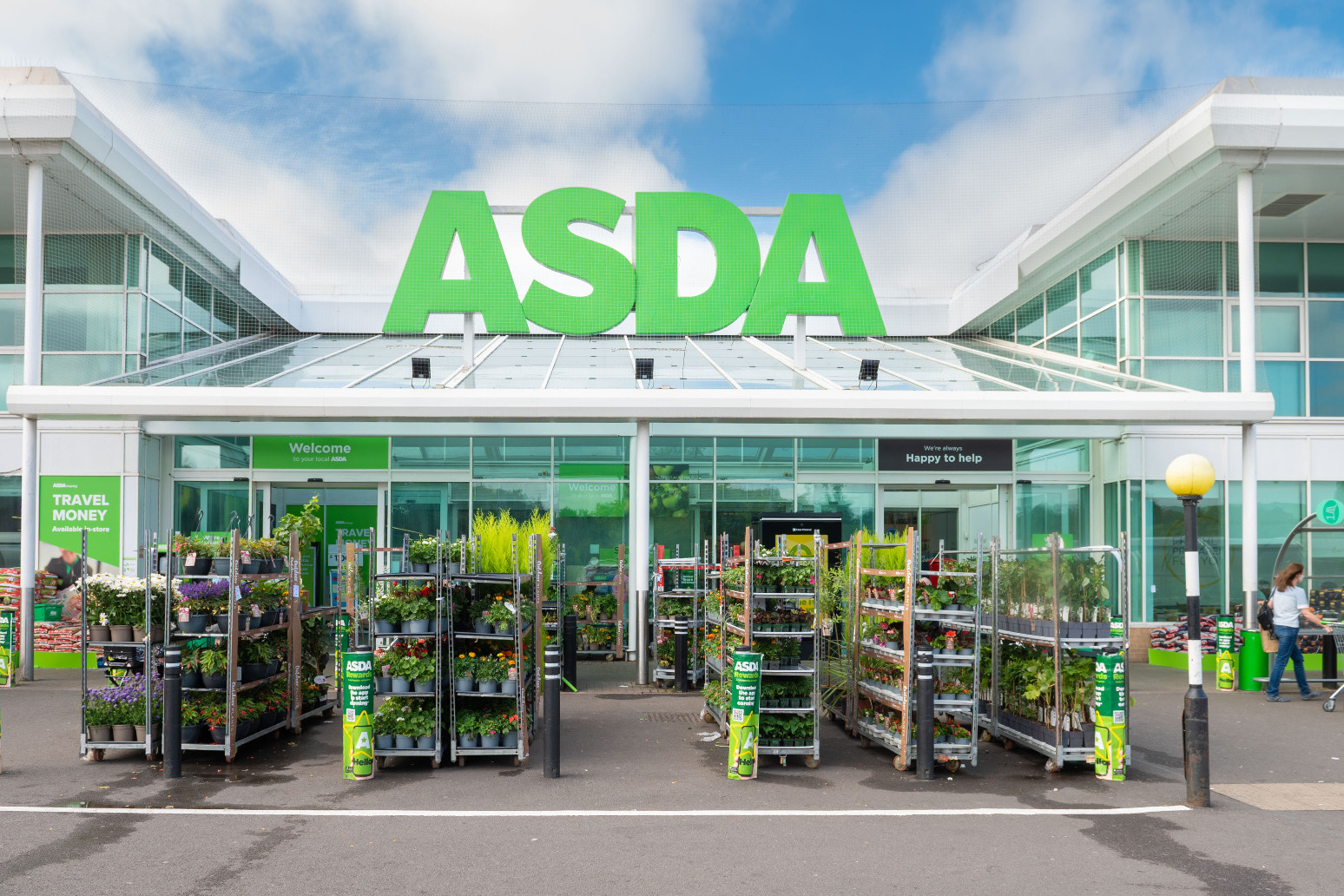Asda workers to strike for 48 hours 